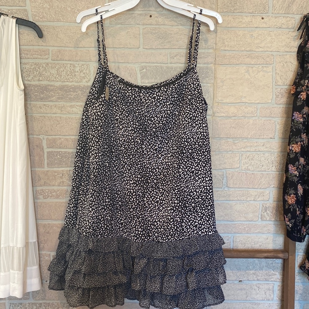 Women’s Spaghetti Strap Black and White Frilly Dress